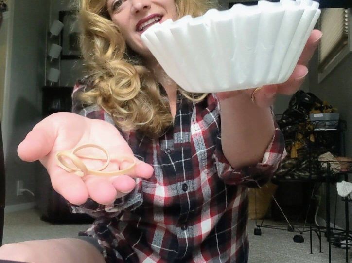 coffee filters and rubber bands